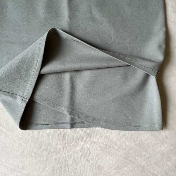 Aritzia Talula⎜PRIMROSE SKIRT⎜ASHEN - Picture 8 of 15